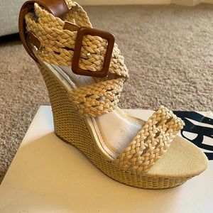 Rouge wedge sandal size 9